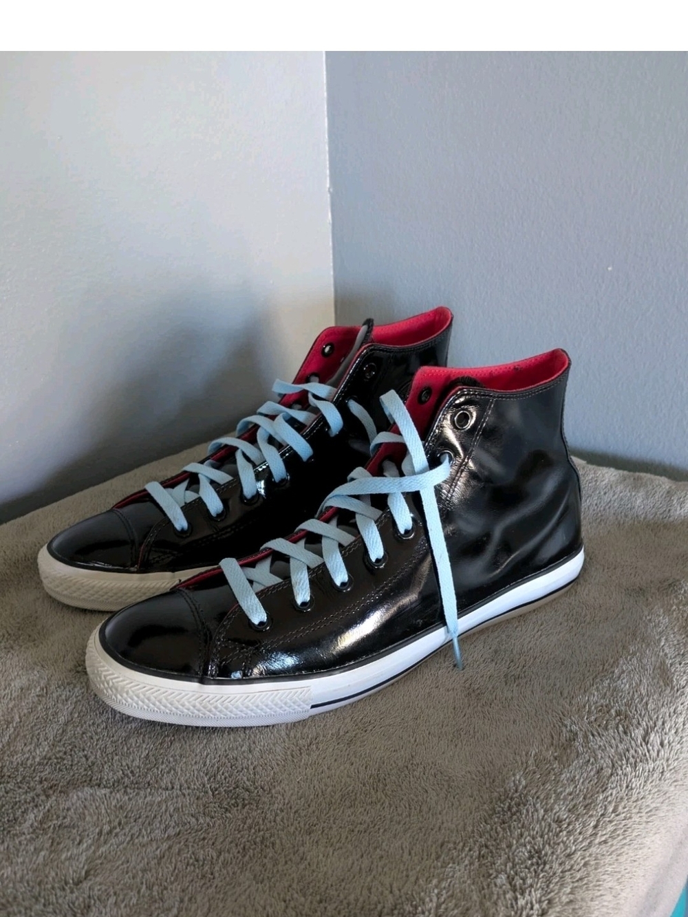 Converse All Star Patent Leather High Top Shoes Size 11.5 Men Chucks Clean!